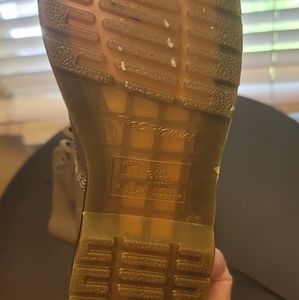 Women's size 8 Dr. Martens